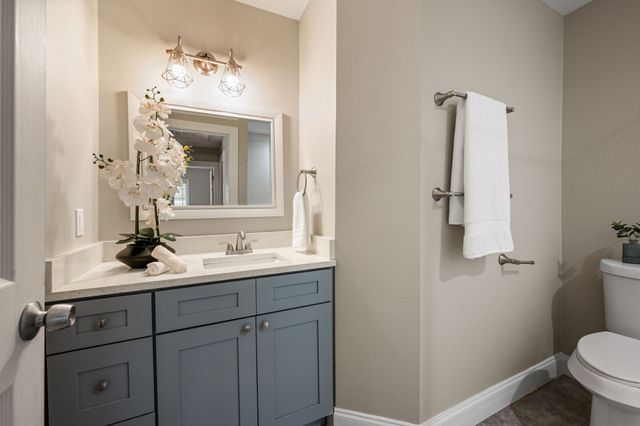 609 W Inwood Drive, Arlington, TX 76010