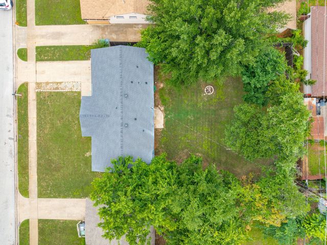 609 W Inwood Drive, Arlington, TX 76010
