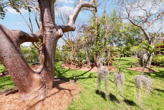 7751 Palmetto Ct, Pinecrest, FL 33156