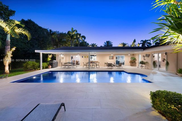 7751 Palmetto Ct, Pinecrest, FL 33156