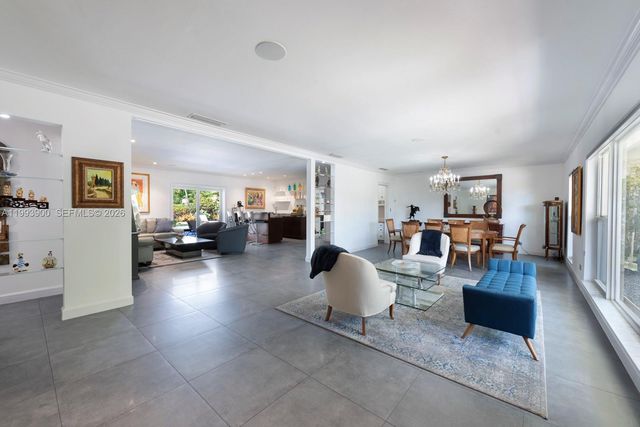 7751 Palmetto Ct, Pinecrest, FL 33156