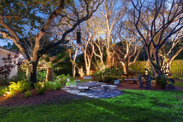 7751 Palmetto Ct, Pinecrest, FL 33156