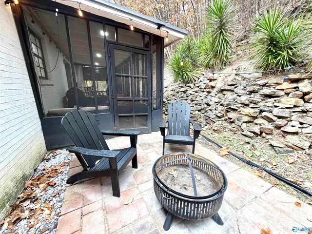 902 Highland Way, Gadsden, AL 35901