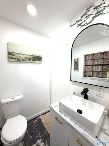 902 Highland Way, Gadsden, AL 35901