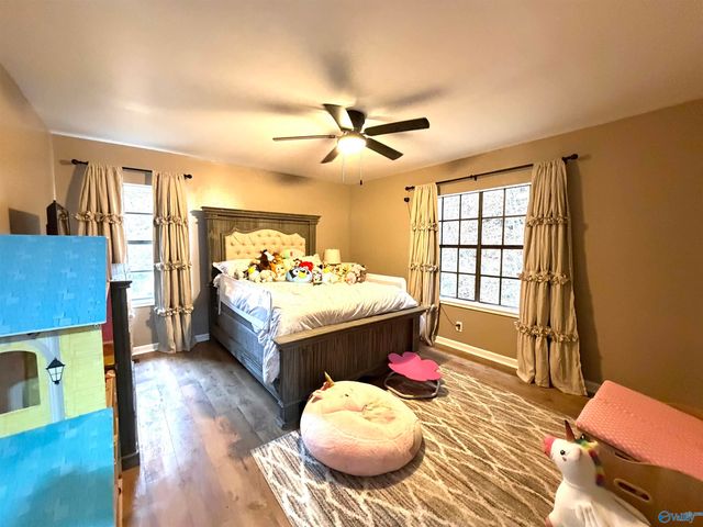 902 Highland Way, Gadsden, AL 35901