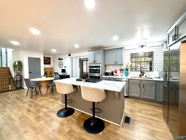 902 Highland Way, Gadsden, AL 35901