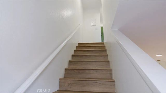 521 S Lyon 11, Santa Ana, CA 92701