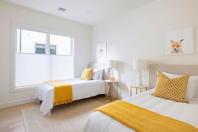 63-65 Green Street 1, Brookline, MA 02446