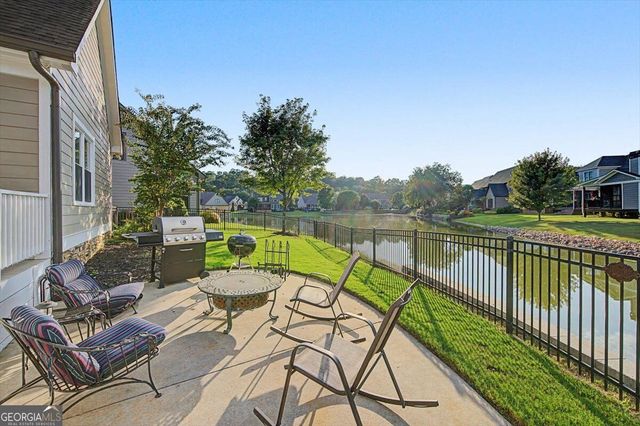 38 Grove Park Circle, Cartersville, GA 30120