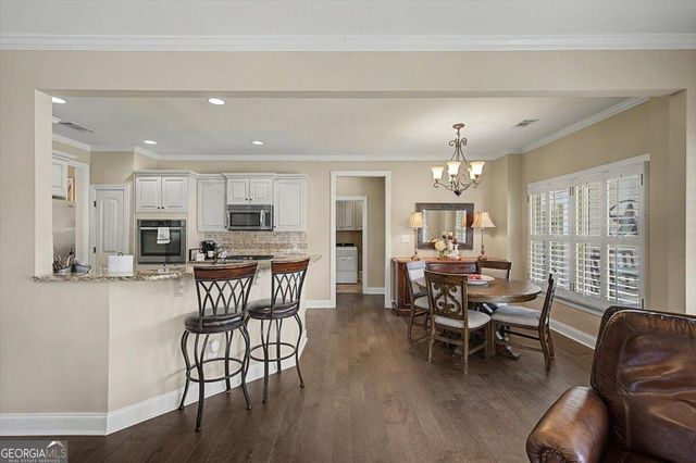 38 Grove Park Circle, Cartersville, GA 30120