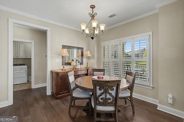 38 Grove Park Circle, Cartersville, GA 30120