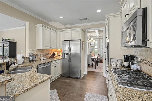 38 Grove Park Circle, Cartersville, GA 30120