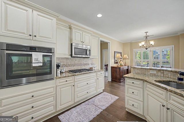 38 Grove Park Circle, Cartersville, GA 30120