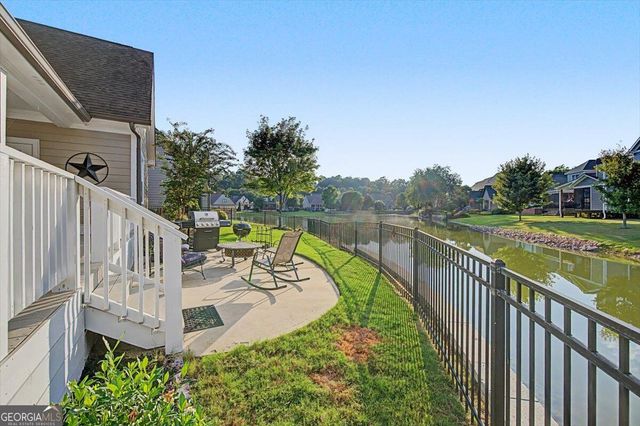 38 Grove Park Circle, Cartersville, GA 30120