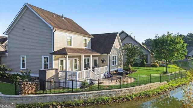 38 Grove Park Circle, Cartersville, GA 30120