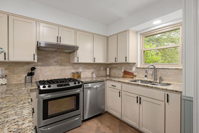 3207 Tina Street, Sachse, TX 75048