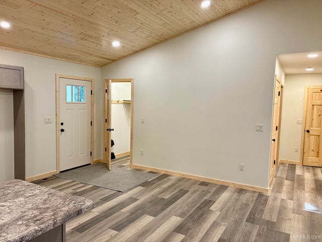 1007 Colby Hill Road, Bessemer, MI 49911