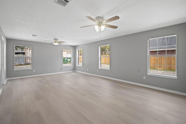 23243 Laura Lane, New Caney, TX 77357