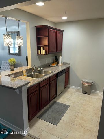1282 Beach Boulevard, 216, Biloxi, MS 39530