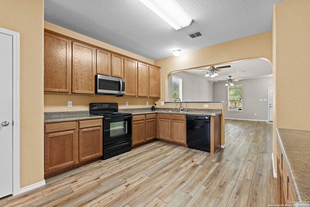 418 Palma Noce, San Antonio, TX 78253