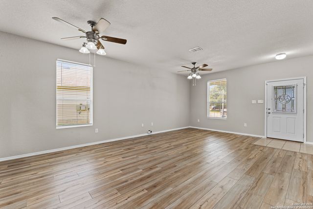 418 Palma Noce, San Antonio, TX 78253