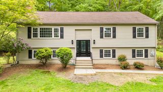 23 Aunt Pattys Lane West, Bethel, CT 06801