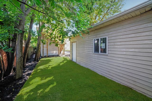 1820 S 3rd Avenue, Maywood, IL 60153