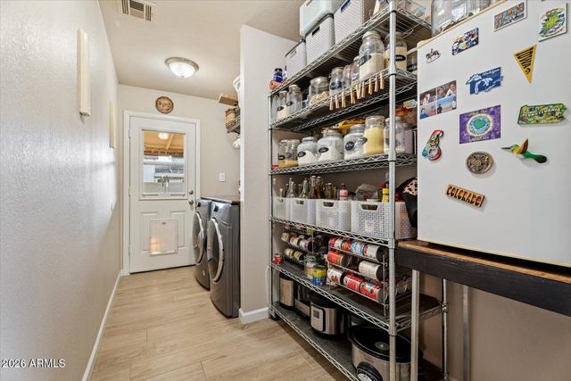 8543 E JACKRABBIT Road, Scottsdale, AZ 85250