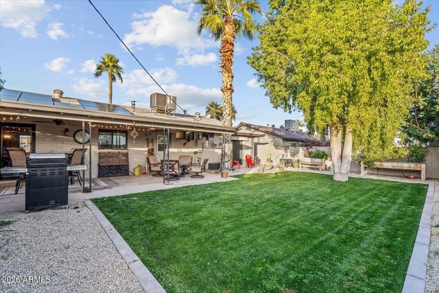 8543 E JACKRABBIT Road, Scottsdale, AZ 85250