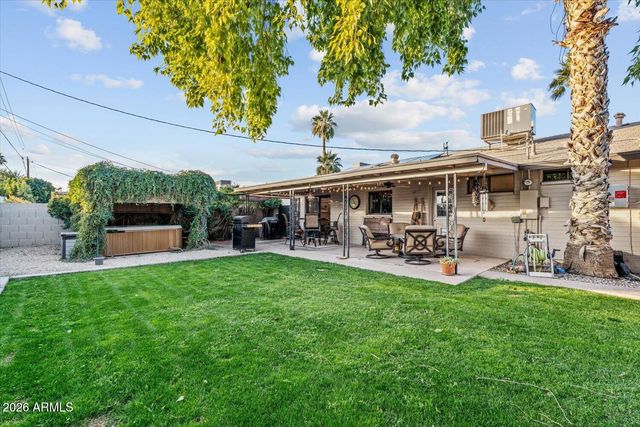 8543 E JACKRABBIT Road, Scottsdale, AZ 85250