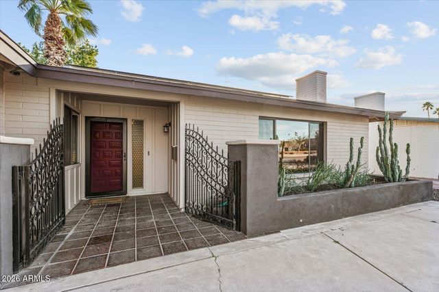 8543 E JACKRABBIT Road, Scottsdale, AZ 85250