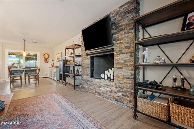 8543 E JACKRABBIT Road, Scottsdale, AZ 85250