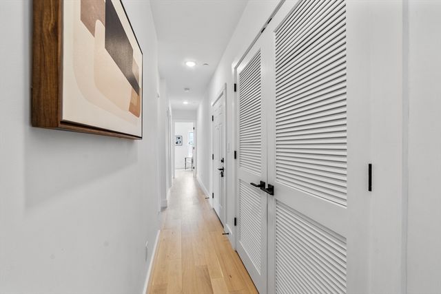 208 Spencer 7, Chelsea, MA 02150