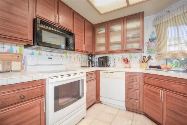 43756 Avenida Alicante, Palm Desert, CA 92211