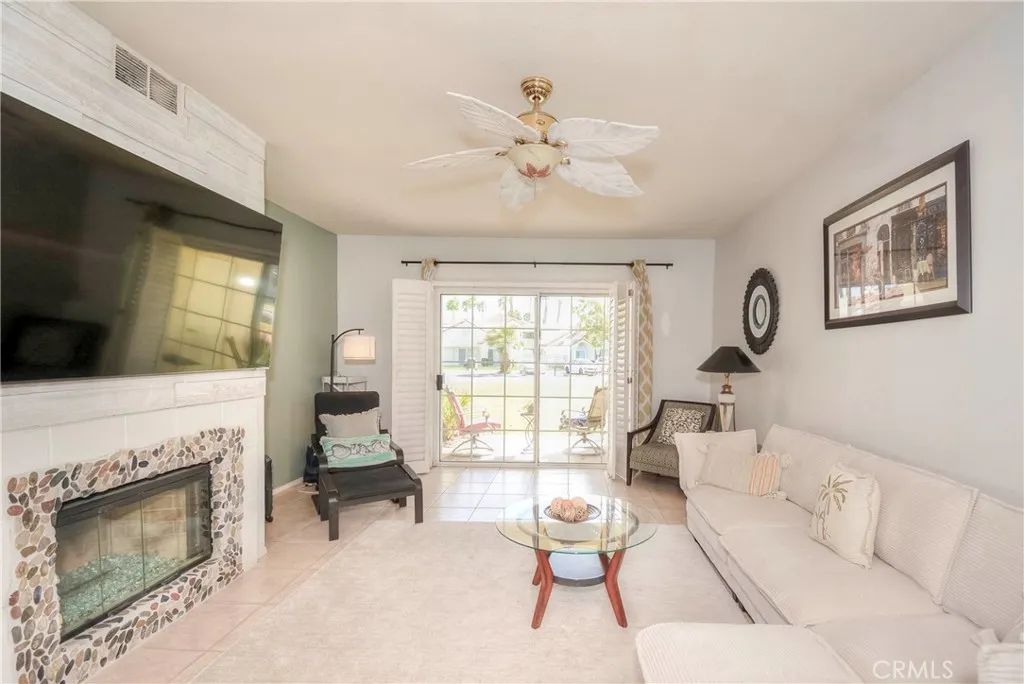 43756 Avenida Alicante, Palm Desert, CA 92211