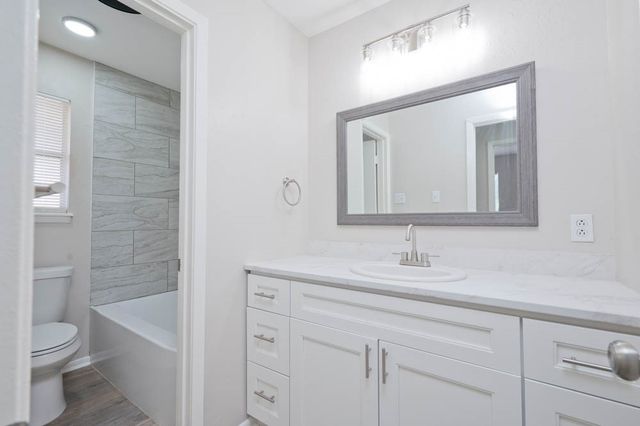 1726 Mermaid Dr, Corpus Christi, TX 78412