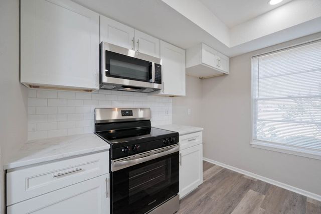 1726 Mermaid Dr, Corpus Christi, TX 78412