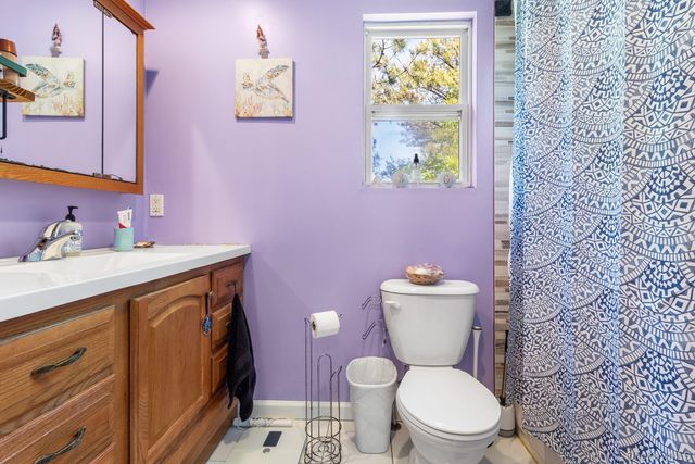 49 Oakdale Avenue, East Patchogue, NY 11772