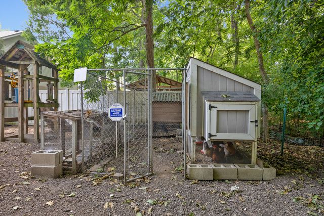 8566 Cedar Street, Fox Lake, IL 60020