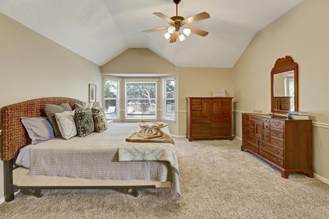 2911 Amber Hill Trail, Pearland, TX 77581