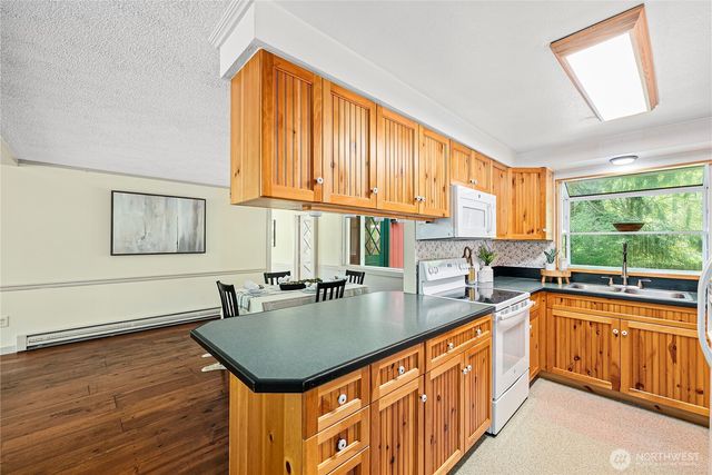 24825 SE 248th Street, Maple Valley, WA 98038