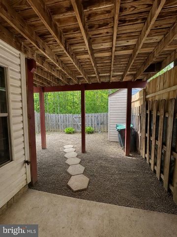 801 WIND RIDGE DR, Stafford, VA 22554