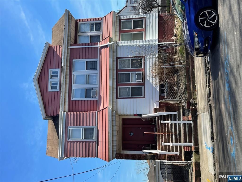 282 Ridgewood, Newark, NJ 07112
