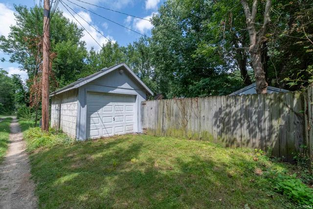 1233 Wilber Street, South Bend, IN 46628