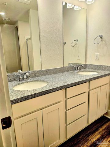 9460 Nature Creek Ln, Pensacola, FL 32526