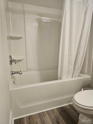 9460 Nature Creek Ln, Pensacola, FL 32526