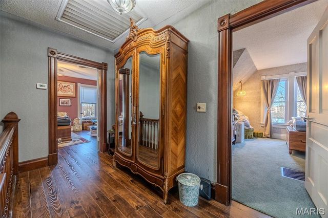 2001 Beck Lane, Lebanon, MO 65536