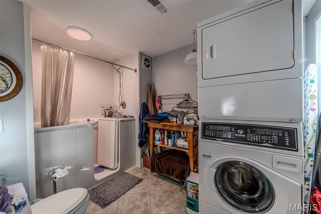 2001 Beck Lane, Lebanon, MO 65536