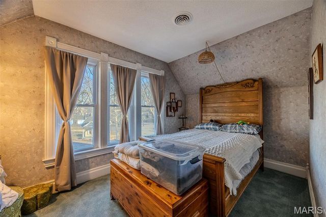 2001 Beck Lane, Lebanon, MO 65536