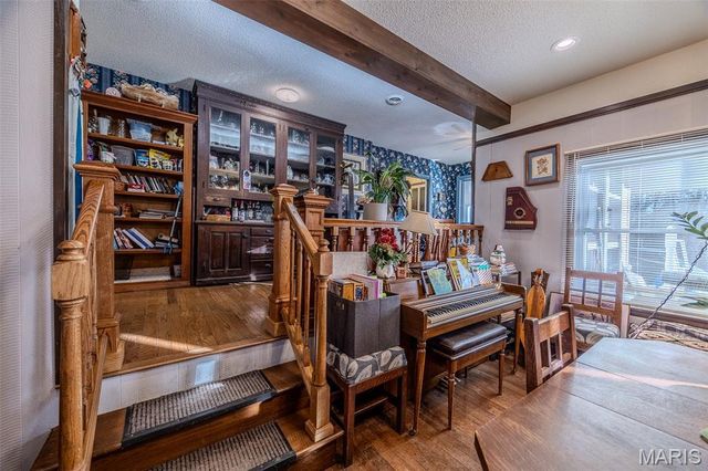 2001 Beck Lane, Lebanon, MO 65536